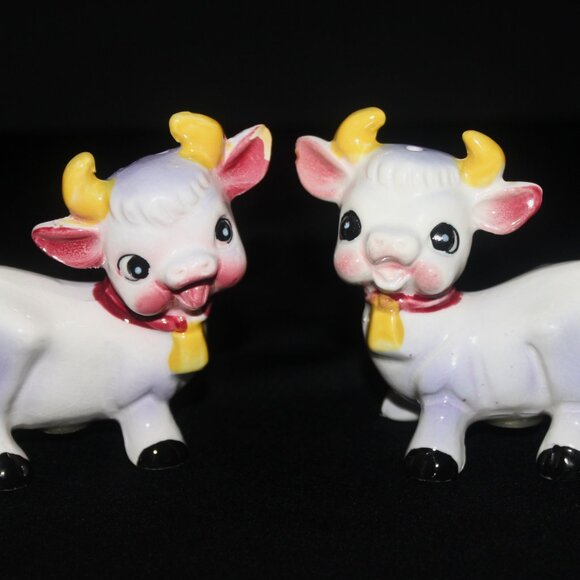 Elsie The Purple Cow Creamer and Salt & Pepper Shakers | Japan Ceramics - Picture 5 of 11